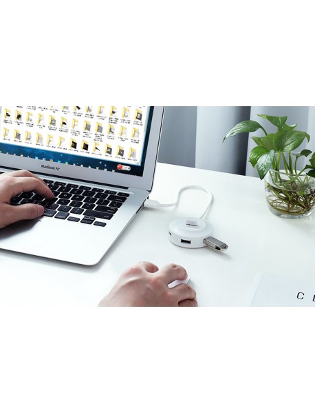 Adaptor HUB 4-in-1 UGREEN CR106, USB - 4x USB 2.0, LED, 1m, Alb Adaptor HUB 4-in-1 UGREEN CR106, USB - 4x USB 2.0, LED, 1m, Alb